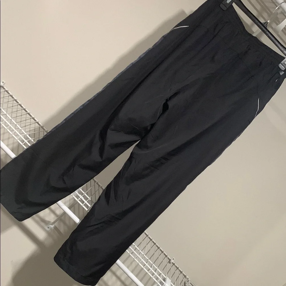 New Balance Black Sweatpants with Relaxed Fit - Picture 5 of 5